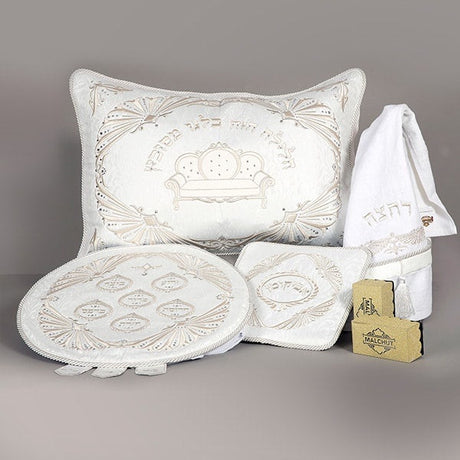 Pesach Set 552 {Holiday-Pesach-Matzah Tash & Pesach Set} Manchester Judaica