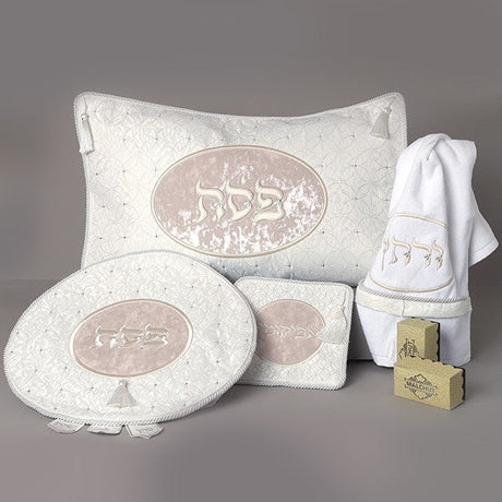 Pesach Set 590 {Holiday-Pesach-Matzah Tash & Pesach Set} Manchester Judaica